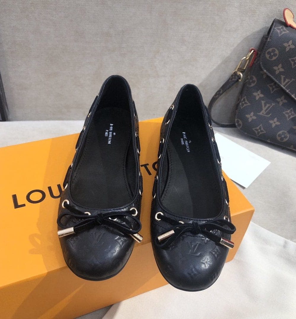 Louis Vuitton Gloria Flat Loafer Black For Women LV