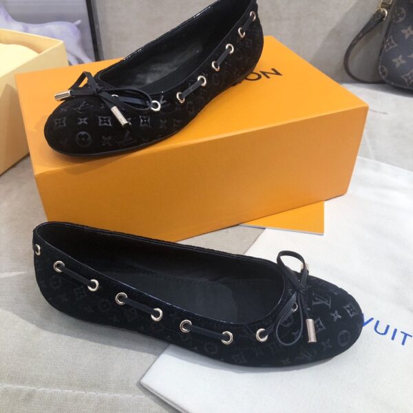 Louis Vuitton Gloria Flat Loafer Patent Monogram Material Black For Women LV