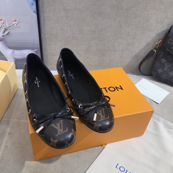 Louis Vuitton Gloria Flat Loafer Patent Monogram Material Brown For Women LV