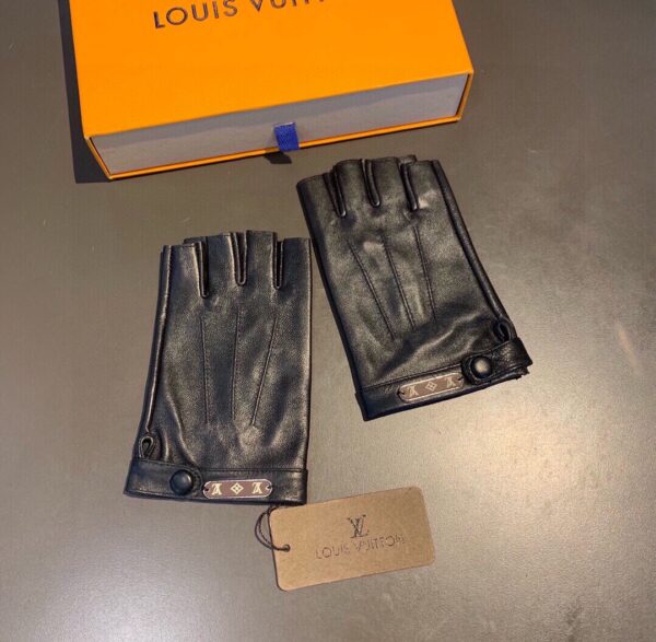 Louis Vuitton Gloves In Black