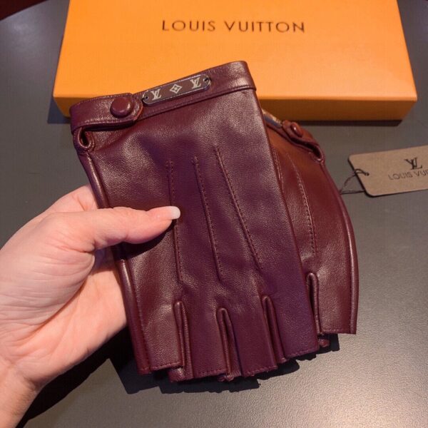 Louis Vuitton Gloves In Burgundy