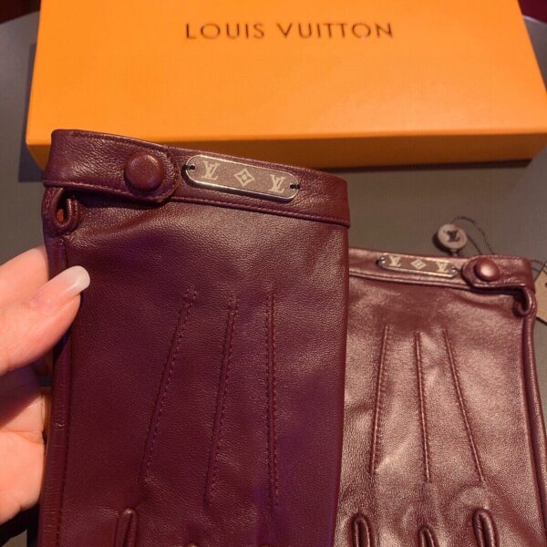 Louis Vuitton Gloves In Burgundy