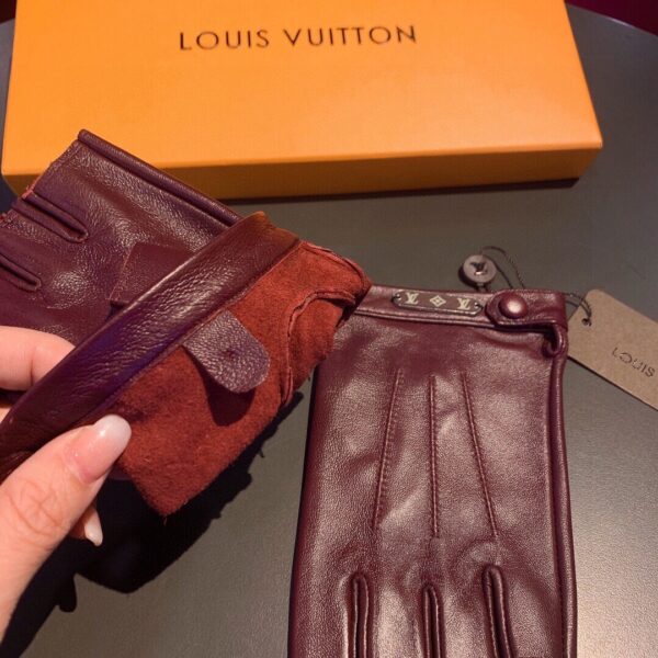 Louis Vuitton Gloves In Burgundy