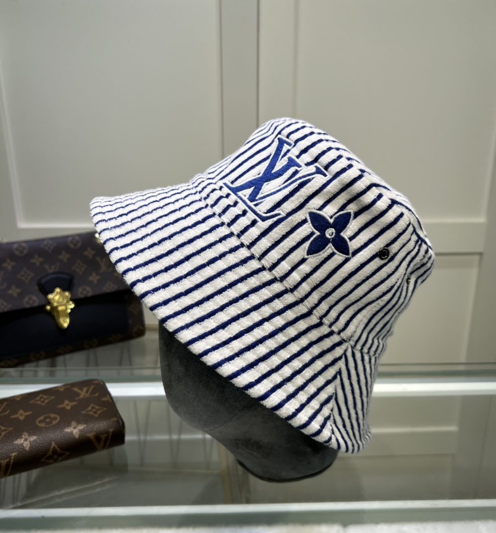 Louis Vuitton Graphical Bucket Hat White LV Cap M77622