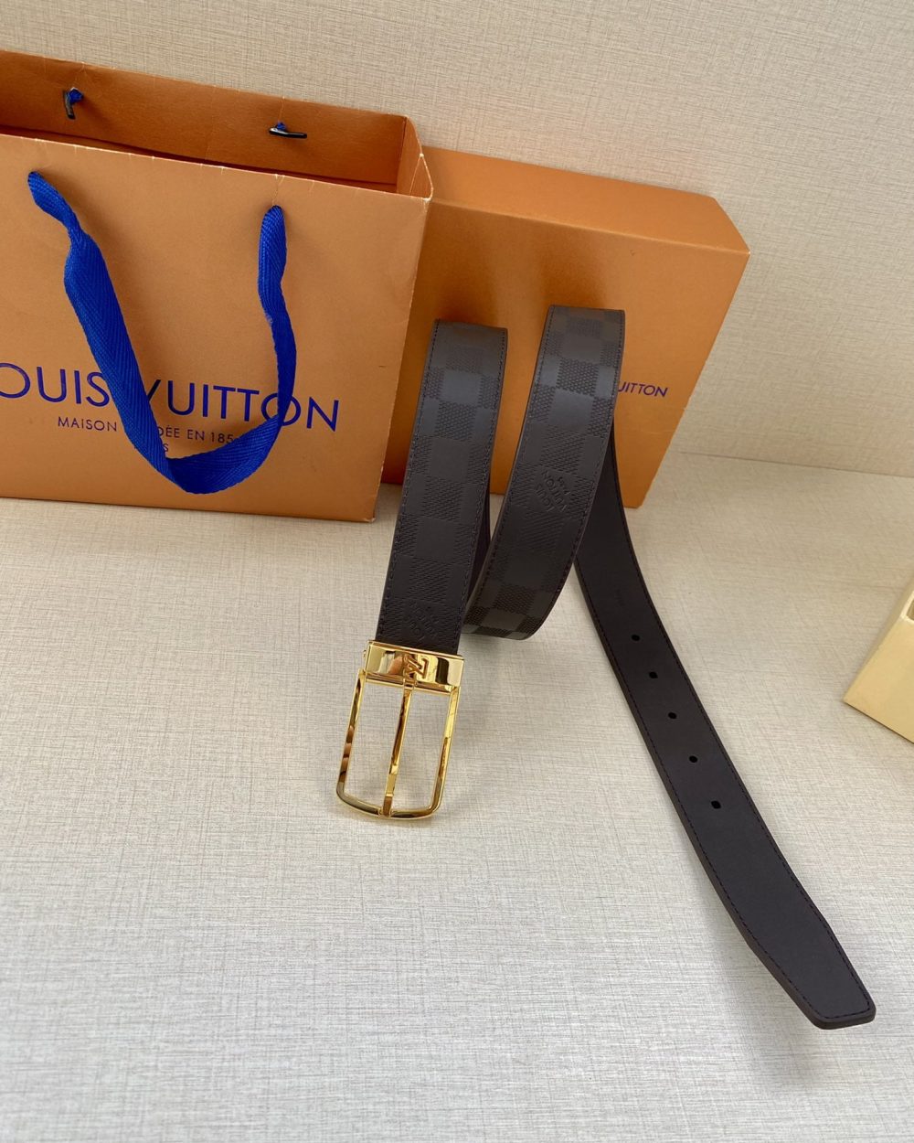 1:1 Replica Louis Vuitton Iconic Reversible LV Belt Black LV Women Belt