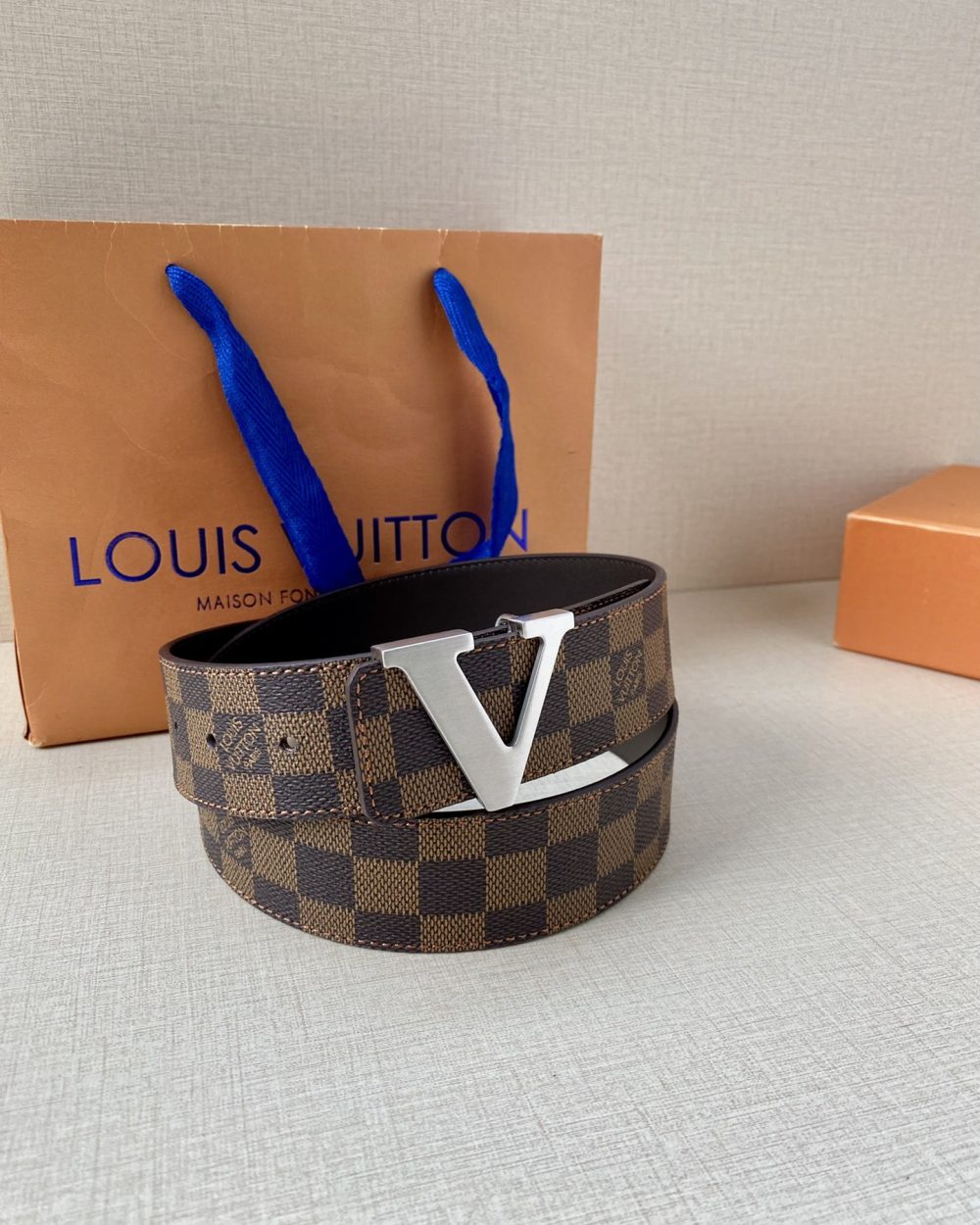 1:1 Replica Louis Vuitton Iconic Reversible LV Belt Brown LV Women Belt