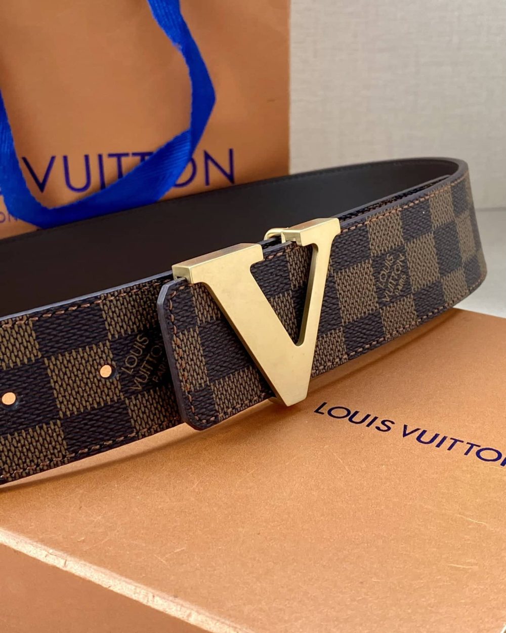 1:1 Replica Louis Vuitton Iconic Reversible LV Belt Brown LV Women Belt