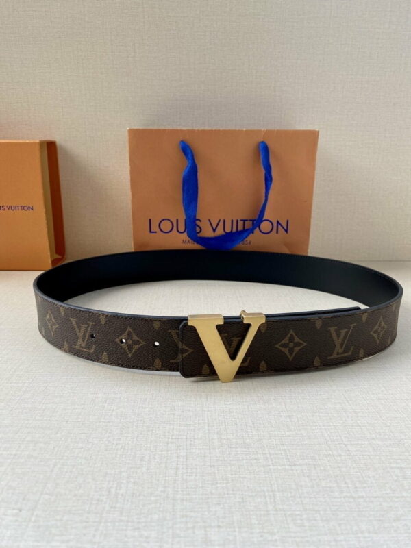 1:1 Replica Louis Vuitton Iconic Reversible LV Belt Brown LV Women Belt