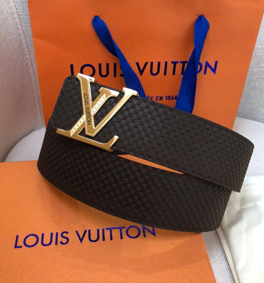 1:1 Replica Louis Vuitton Initiales Reversible LV Belt with Gold Toned Hardware LV Women Belt