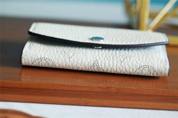1:1 Replica Louis Vuitton Iris Compact Wallet Mahina White For Women, Women's Wallets 4.2in/12cm LV