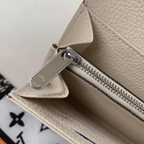 1:1 Replica Louis Vuitton Iris Wallet Monogram Canvas Greige For Women, Women's Wallet 19cm LV M60144