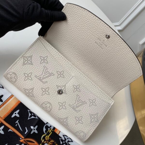 1:1 Replica Louis Vuitton Iris Wallet Monogram Canvas Greige For Women, Women's Wallet 19cm LV M60144