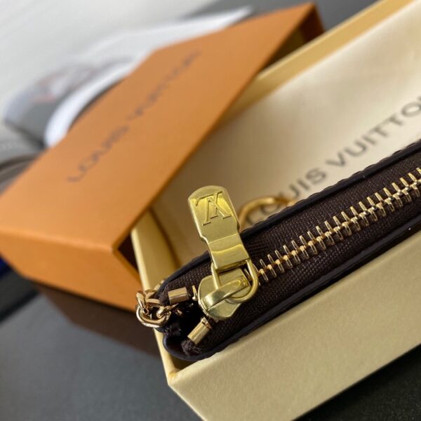1:1 Replica Louis Vuitton Key Pouch In Iconic Monogram Canvas Brown For Women, Women's Wallet 12cm LV M62650