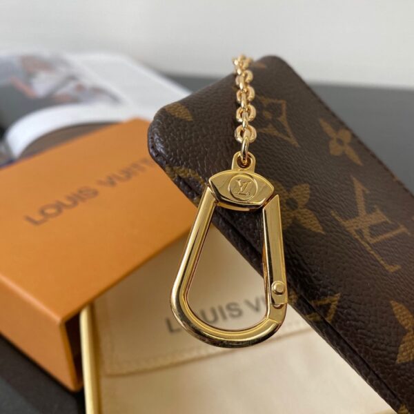 1:1 Replica Louis Vuitton Key Pouch In Iconic Monogram Canvas Brown For Women, Women's Wallet 12cm LV M62650