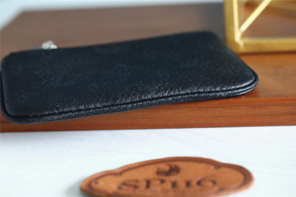 1:1 Replica Louis Vuitton Key Pouch Mahina Black For Women, Women's Wallets 5.1in/13cm LV