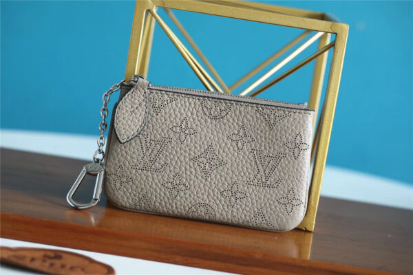1:1 Replica Louis Vuitton Key Pouch Mahina Grey For Women, Women's Wallets 5.1in/13cm LV