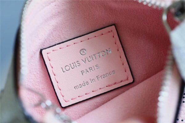 1:1 Replica Louis Vuitton Key Pouch Mahina Magnolia Pink For Women, Women's Wallets 5.1in/13cm LV M69508
