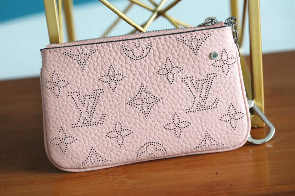 1:1 Replica Louis Vuitton Key Pouch Mahina Magnolia Pink For Women, Women's Wallets 5.1in/13cm LV M69508