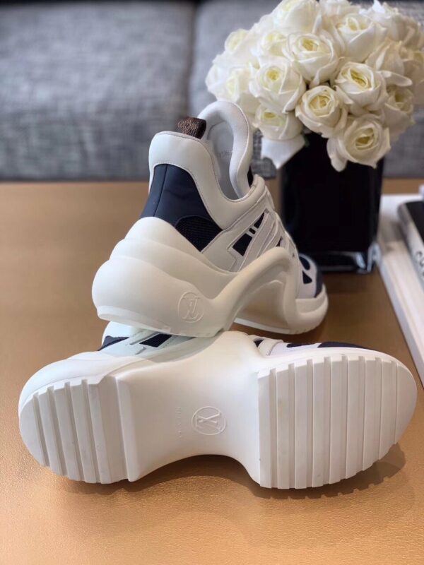 Louis Vuitton LV Archlight Sneaker Mix Of Materials Navy Blue For Women LV