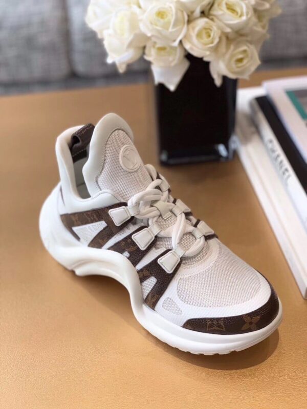 Louis Vuitton LV Archlight Sneaker Patent Monogram Material And Technical Fabrics White For Women LV 1A43L1