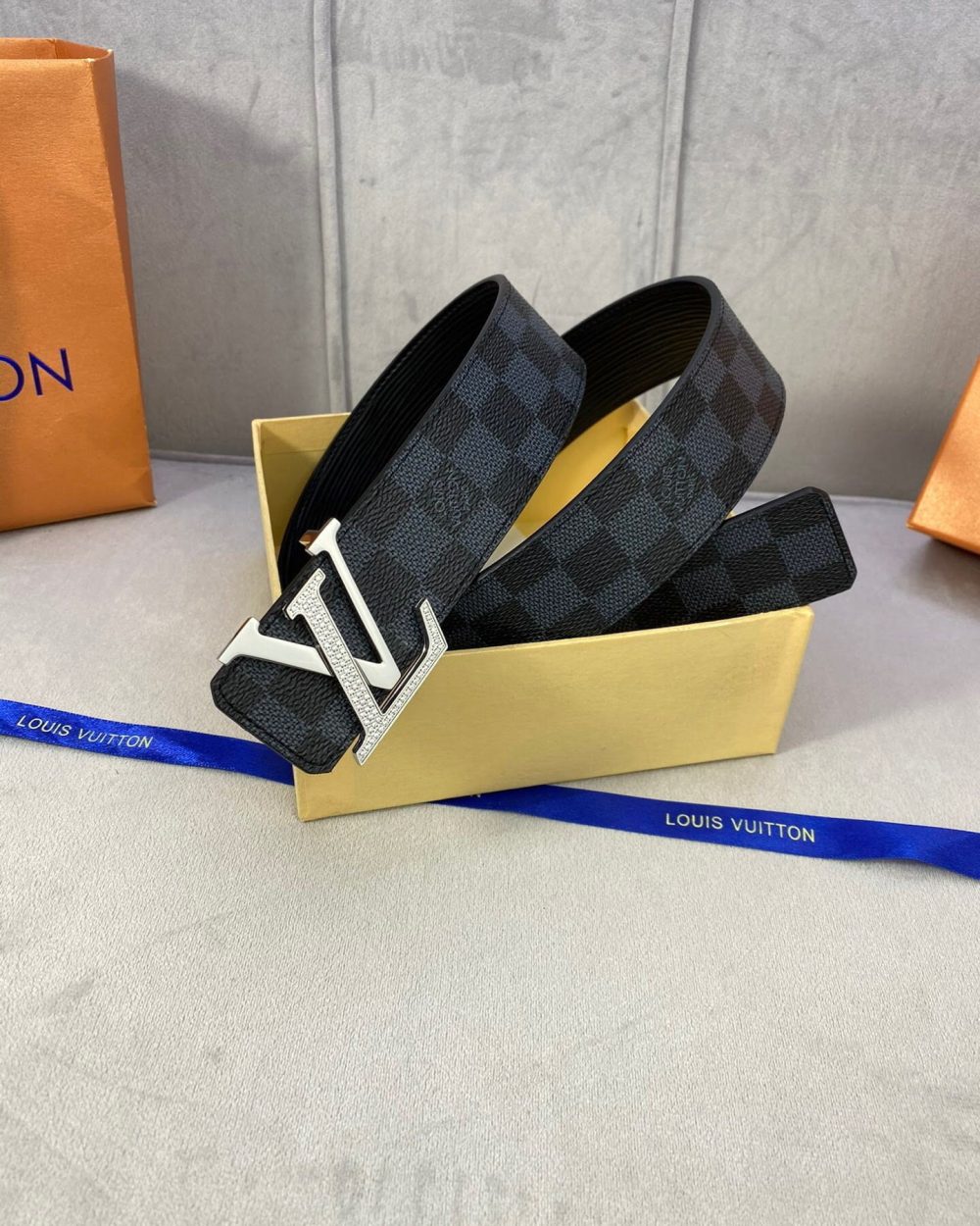 1:1 Replica Louis Vuitton LV Diamond Reversible Belt Damier Graphite, LV Women Belt M0366V