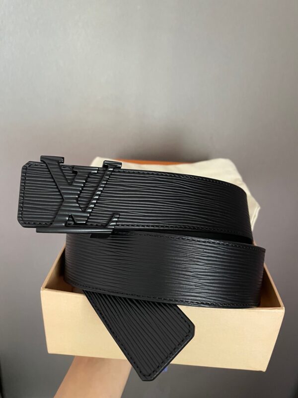 1:1 Replica Louis Vuitton LV Initiales Epi Black, LV Women Belt M9229S