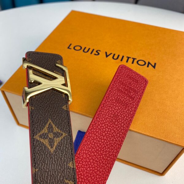 1:1 Replica Louis Vuitton LV Initiales Reversible Belt Monogram Canvas, Woment Belt M0322T