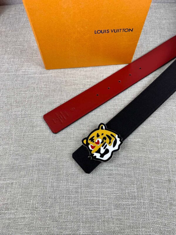 1:1 Replica Louis Vuitton LV Made Reversible Belt Taurillon Black, LV Women Belt