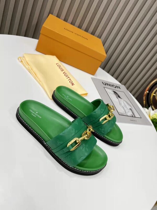 Louis Vuitton LV Sunset Flat Comfort Mule Green For Women LV 1A9RAK