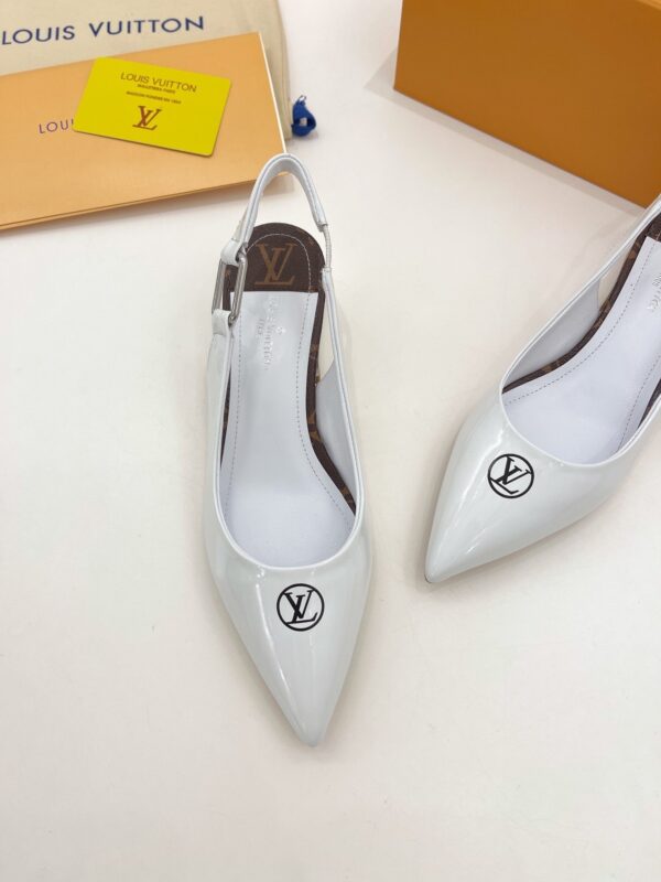 Louis Vuitton Magnetic Slingback Pump White For Women LV