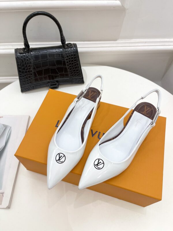 Louis Vuitton Magnetic Slingback Pump White For Women LV