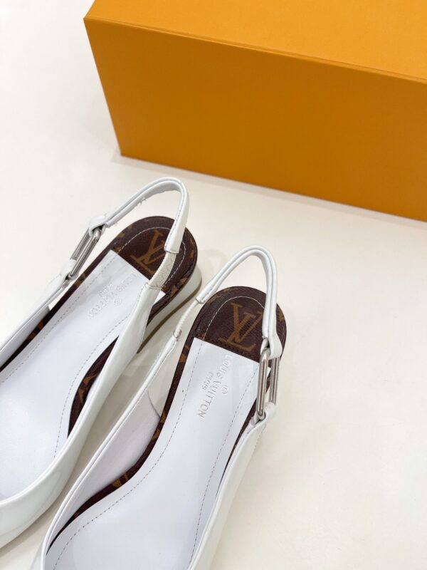 Louis Vuitton Magnetic Slingback Pump White For Women LV