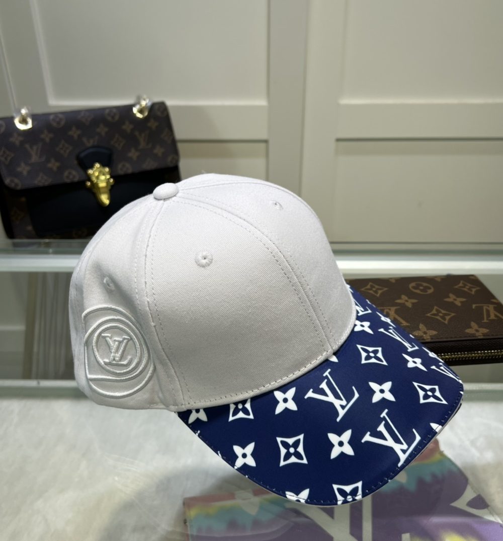 Louis Vuitton Match Cap White/Blue LV Cap M77741