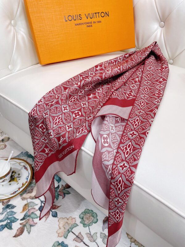 Louis Vuitton Monogram Pattern Red Scarf 175cm/69in 