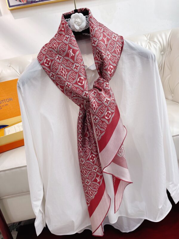Louis Vuitton Monogram Pattern Red Scarf 175cm/69in