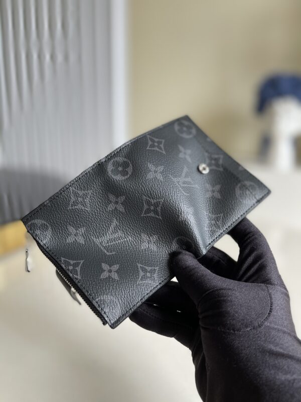 1:1 Replica Louis Vuitton Multiple Card Holder Monogram Canvas Black For Men, Men's Wallet 11cm LV N60451