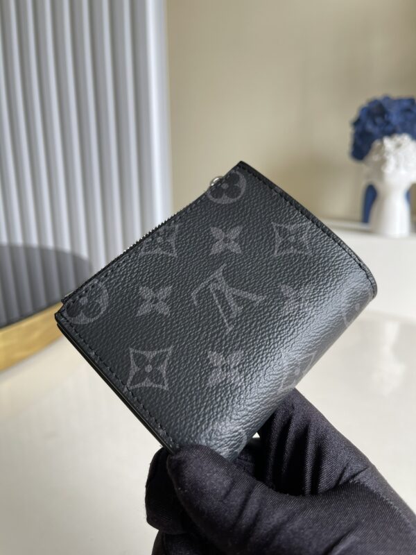 1:1 Replica Louis Vuitton Multiple Card Holder Monogram Canvas Black For Men, Men's Wallet 11cm LV N60451