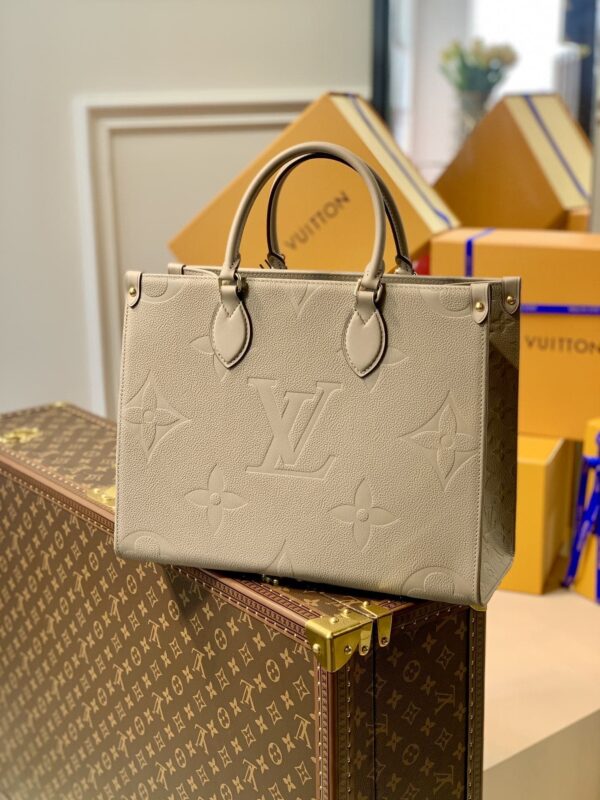 1:1 Replica Louis Vuitton LV Onthego MM Monogram Empreinte Leather Luxury Bag For Women M45607 - 35cm