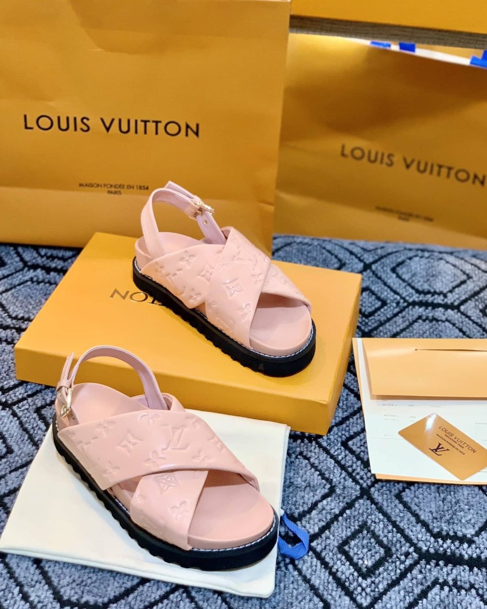 Louis Vuitton Paseo Flat Comfort Sandal Pink For Women LV 1A9RF9