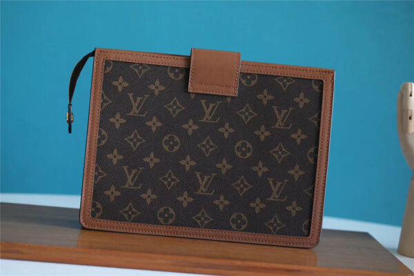 1:1 Replica Louis Vuitton Pochette Dauphine Monogram and Monogram Reverse Canvas Brown For Women, Women's Wallets 10.2in/26cm LV M69184