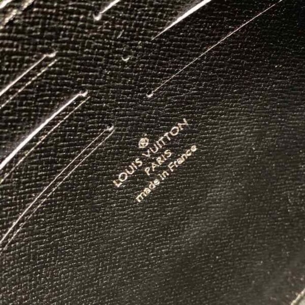 1:1 Replica Louis Vuitton Pochette Voyage MM Monogram Canvas For Men, Men's Wallet 8.3in/27cm LV M61692