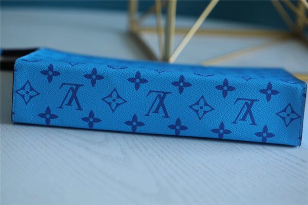 1:1 Replica Louis Vuitton Pochette Voyage MM Taiga and Monogram Eclipse Canvas Blue For Women, Women's Wallets 10.6in/27cm LV