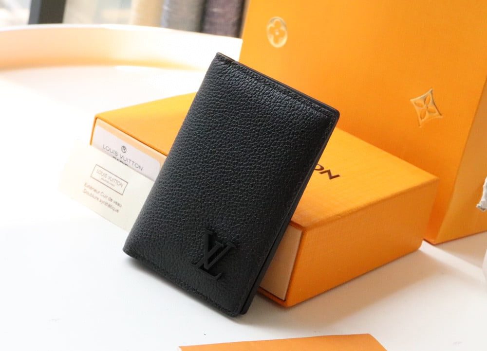 1:1 Replica Louis Vuitton Pocket Organizer The New LV Aerogram Version For Men, Men's Wallet 8cm LV M69979