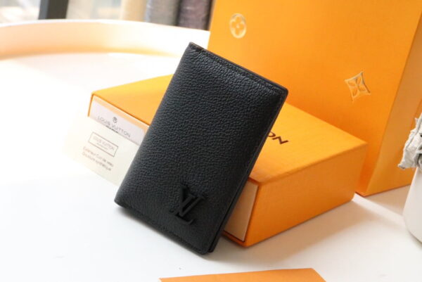 1:1 Replica Louis Vuitton Pocket Organizer The New LV Aerogram Version For Men, Men's Wallet 8cm LV M69979