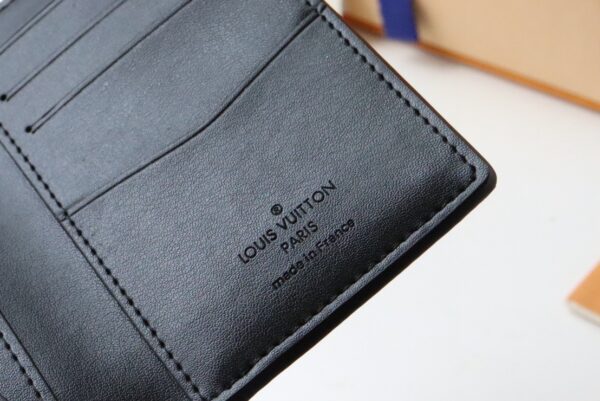 1:1 Replica Louis Vuitton Pocket Organizer The New LV Aerogram Version For Men, Men's Wallet 8cm LV M69979