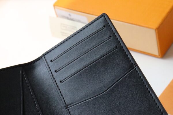 1:1 Replica Louis Vuitton Pocket Organizer The New LV Aerogram Version For Men, Men's Wallet 8cm LV M69979