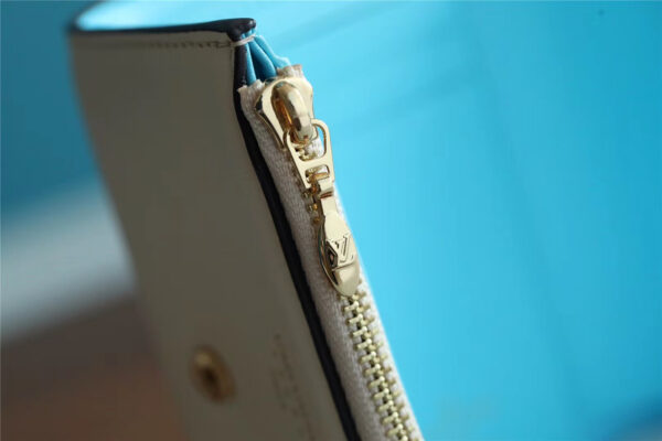 1:1 Replica Louis Vuitton Pont 9 Compact Wallet Creme For Women, Women's Wallets 4.2in/12cm LV M69176