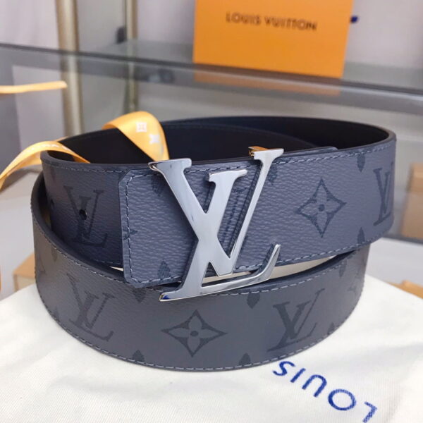 1:1 Replica Louis Vuitton Reversible LV Belt Monogram Eclipse LV Women Belt M0450V
