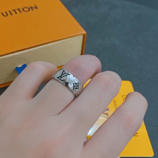 Louis Vuitton Ring