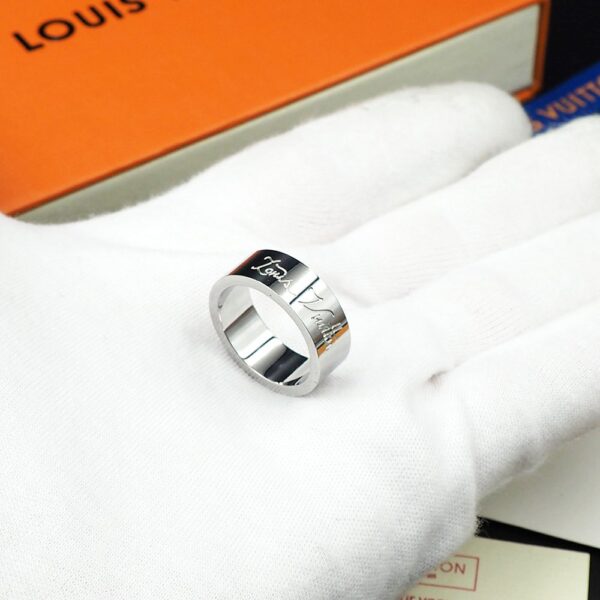 Louis Vuitton Ring